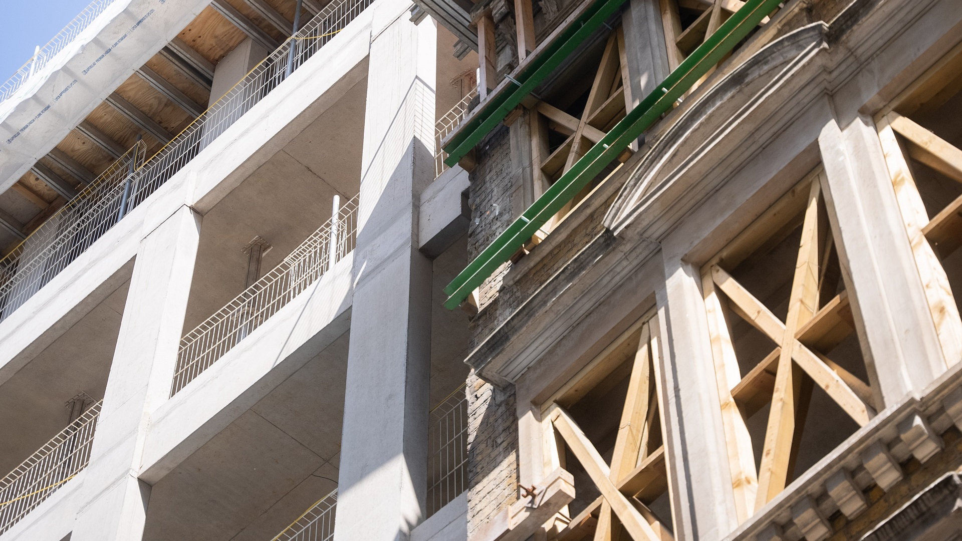 https://www.decontaminateuk.com/wp-content/uploads/2023/05/buildingrenovation_hero.jpg
